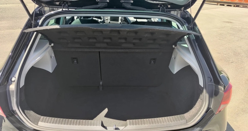 Seat Leon cena 43900 przebieg: 93000, rok produkcji 2016 z Suchań małe 172
